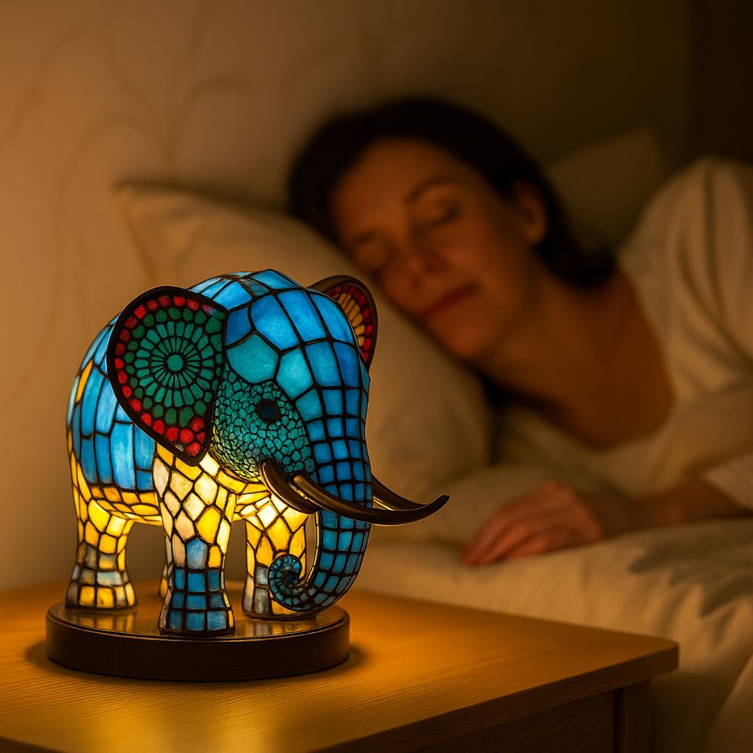 LeuchtElefant - lampă handmade care luminează inima