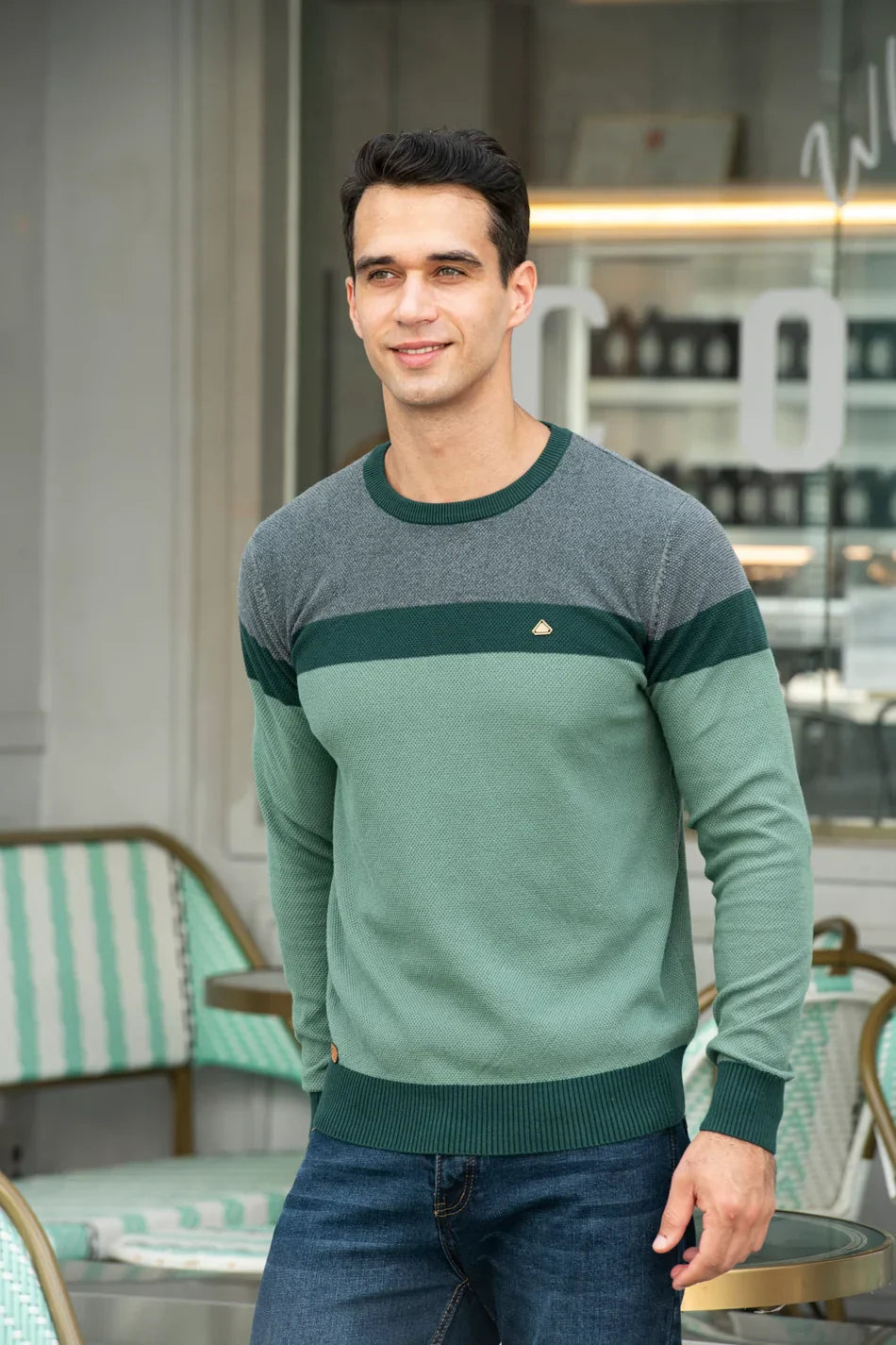 Pulover elegant pentru bărbați