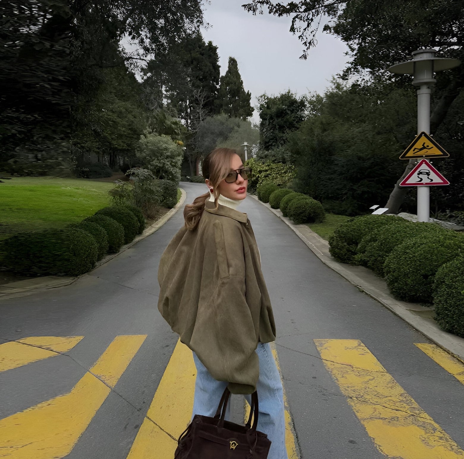 Marie - Jachetă bomber din suede