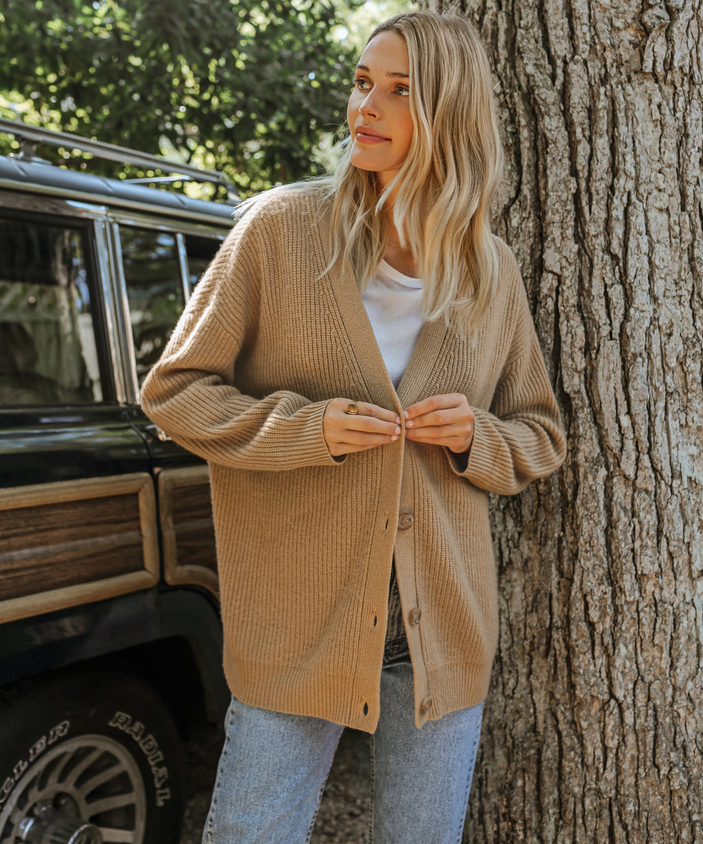 Lia | Cardigan Elegant cu Nasturi