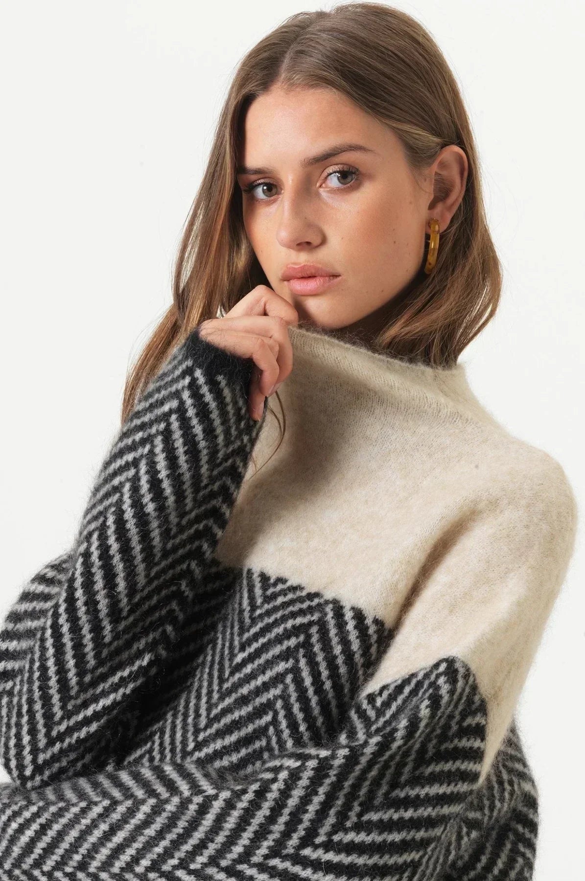 Gabriela | Pulover Moale cu Guler
