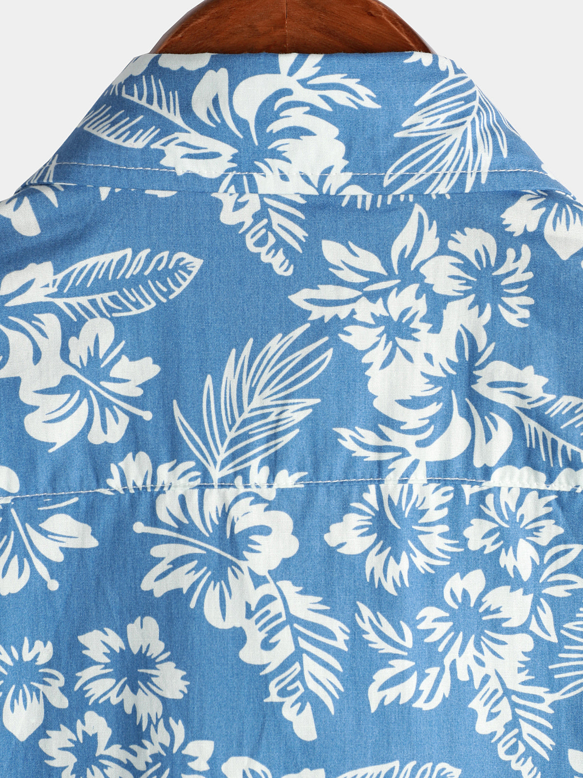 Bluză hawaiană cu mâneci scurte și model floral