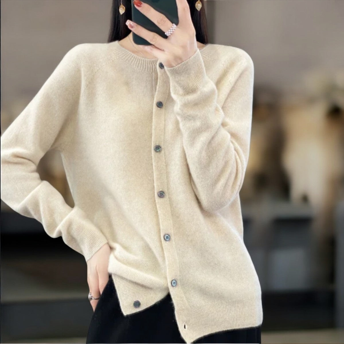 Irina | Cardigan Elegant cu Nasturi