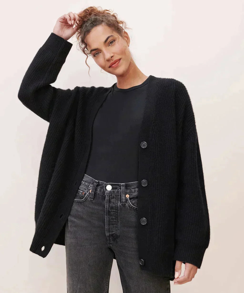 Lia | Cardigan Elegant cu Nasturi