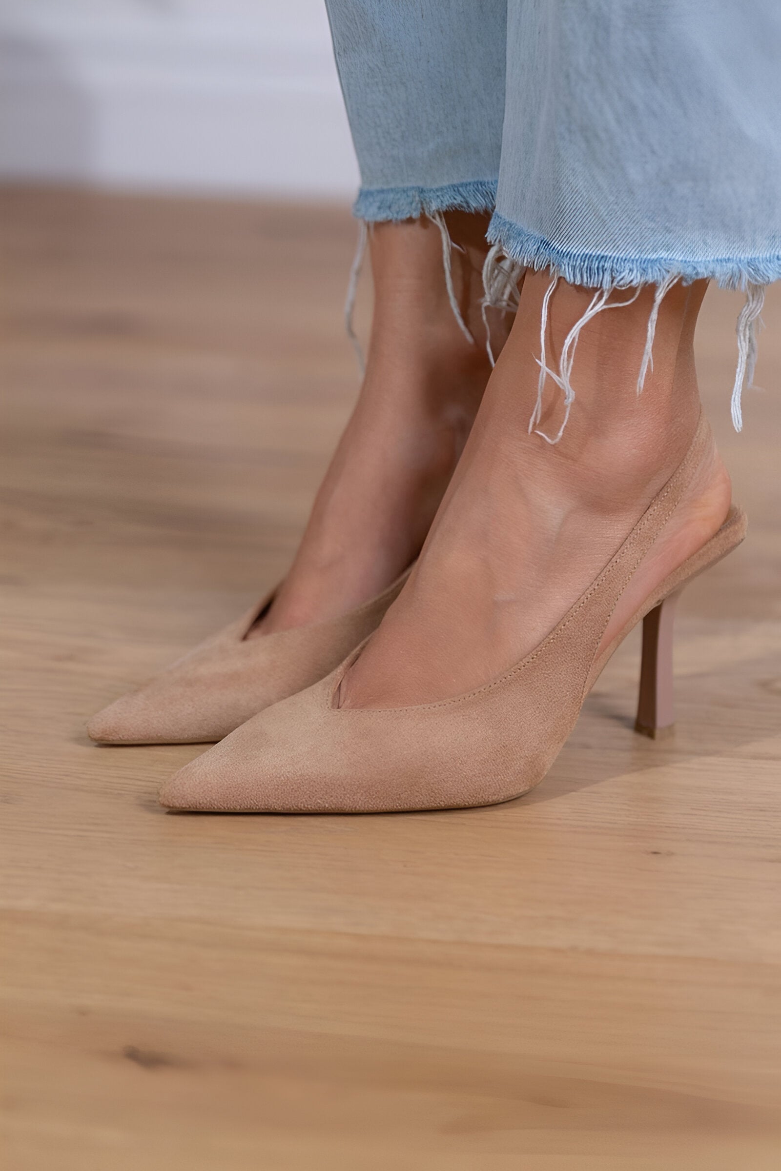 Noémie – Pantofi cu toc slingback nude
